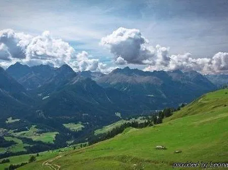 Paradies Отель